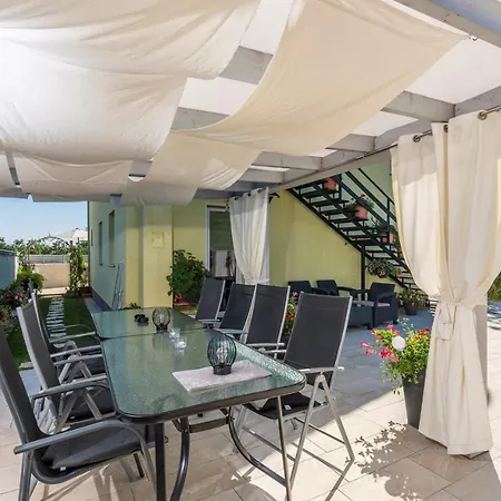 Holiday House Marija With Private Pool Stokovci